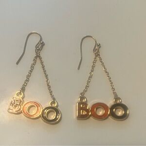 'BOO' Dangle Halloween Earrings